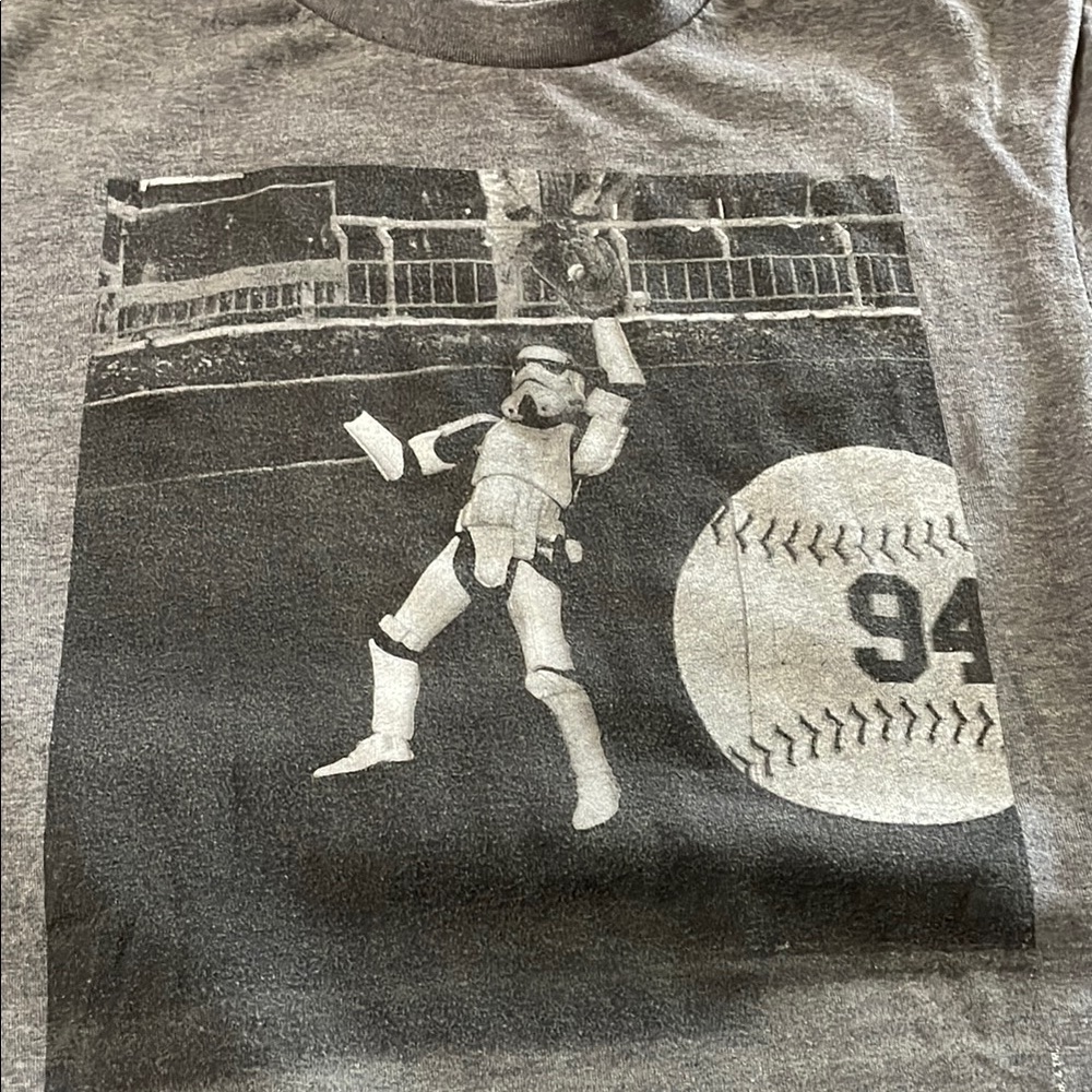Gray Graphic T-Shirt with Stormtrooper Star Wars baseball kids boys xl